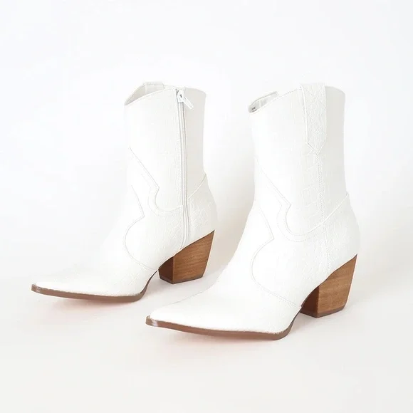 NEW IN BOX Matisse Bambi White Crocodile Embossed Mid-Calf Boots, white, size 9 - Picture 2 of 7